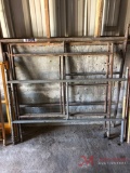 (4) VARIOUS SCAFFOLDING UPRIGHTS