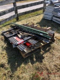 PALLET OF VARIOUS DIRECTIONAL SAFTEY SIGNS, VARIOUS BRACKETS, METAL POST