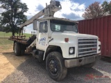 1988 INTERNATIONAL S1900 CRANE TRUCK, DIESEL ENGINE, MANUAL TRANS, 304,778 MILES, OUTRIGGERS, 15'