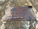 4' X 6' STEEL PLATE WITH VISE