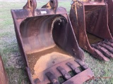 EXCAVATOR BUCKET