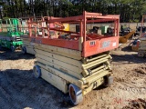 JLG SCISSOR LIFT