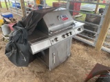 GAS GRILL