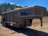 1998 CIRCLE W LIVESTOCK TRAILER