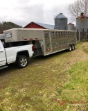 2016 WILSON 24' X 7' ALUMINUM LIVESTOCK TRAILER