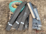 RUBBER MATS FOR DECORATIVE CONCRETE AND PLASTIC BANDING