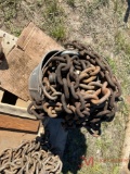 BUCKET OF CHAIN PIECES AND HOOKS