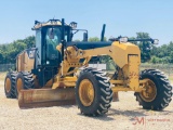 2009 CAT 140M MOTOR GRADER, VHP PLUS, ENCLOSED CAB, HEAT, A/C, AUX HYD, 9777 HOURS, (6) NEW 17.5R25