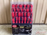 (1) 26 PIECE SCREWDRIVER SET