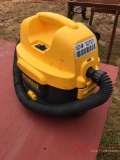 DEWALT SHOP VAC