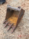 EXCAVATOR BUCKET