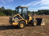 CAT 902 RUBBER TIRE LOADER