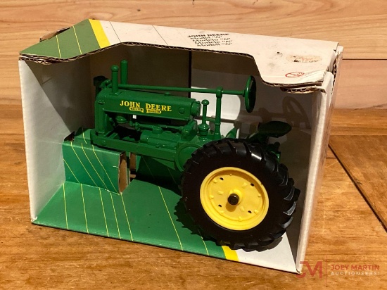 JOHN DEERE MODEL A (AGES 8+)