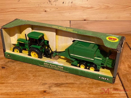 JOHN DEERE 3350 W/BALER, 1:32 SCALE