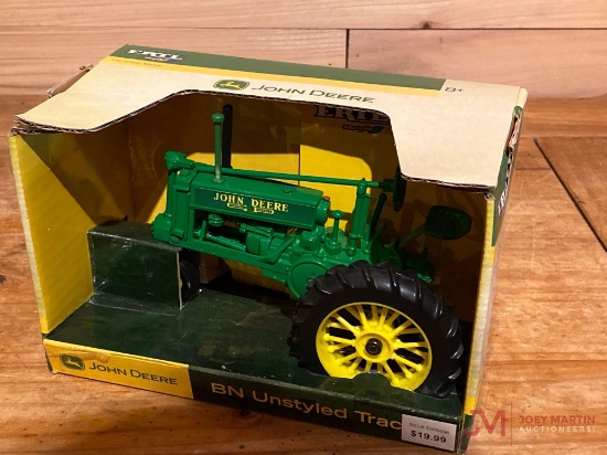JOHN DEERE BN UNSTYLED TRACTOR (AGES 8+)