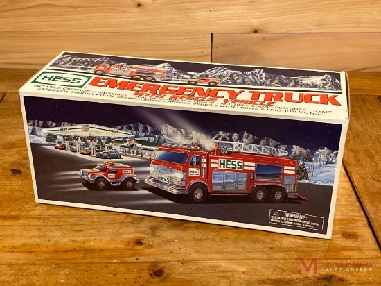HESS EMERGENCY TRUCK WITH RESCUE VEHICLE (AGES 8+)
