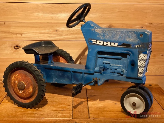 FORD TW-5 PEDAL TRACTOR, TRICYCLE