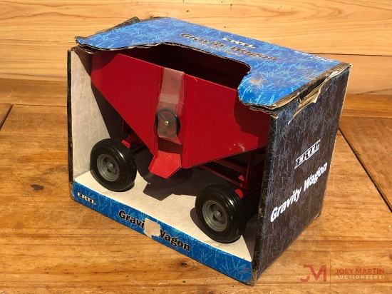ERTL GRAVITY WAGON