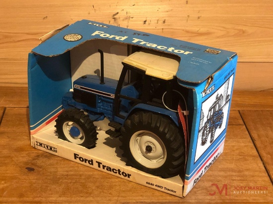 ERTL FORD TRACTOR 6640 4WD, 1:16 SCALE