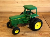 PRECISION CLASSICS THE 4440 TRACTOR