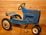 FORD 8000 PEDAL TRACTOR (F-68)