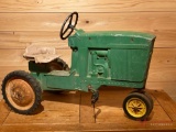 JOHN DEERE 20 PEDAL TRACTOR