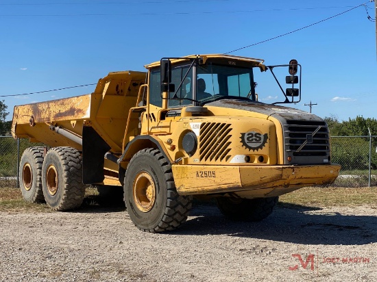 2004 VOLVO A25D OFF ROAD TRUCK