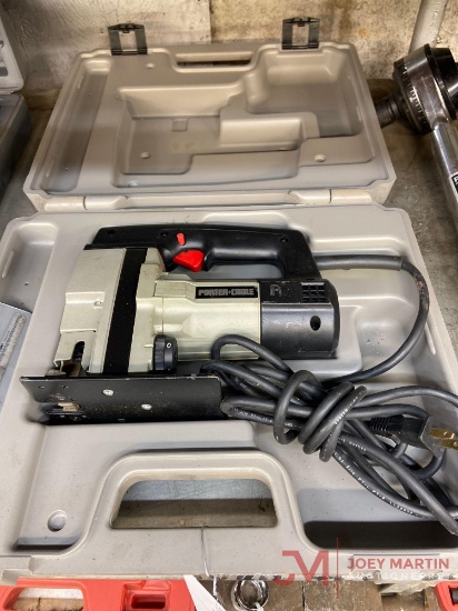 PORTER CABLE ELECTRIC JIG SAW WITH CASE