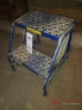 ROLLING METAL STEP STOOL