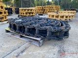 (1)NEW VTRACK TRACK CHAIN