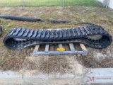 (1) RUBBER TRACK