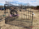 ENTRANCE METAL ART GATE