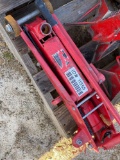 HYDRAULIC FLOOR JACK