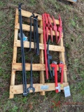 PIPE WRENCHES, PICK HEADS, CROW BARS, BULL WRENCH
