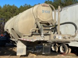 2000 HEIL PNEUMATIC BULK TANKER