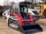 2017 TAKEUCHI TL8 MULTI TERRAIN LOADER