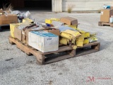 PALLET OF VARIOUS TRUCK PARTS