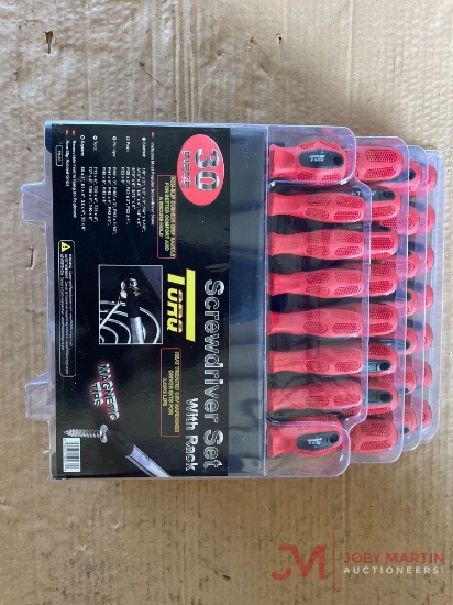NEW 30 PC TORQ SCREW DRIVER SET WITH RACK