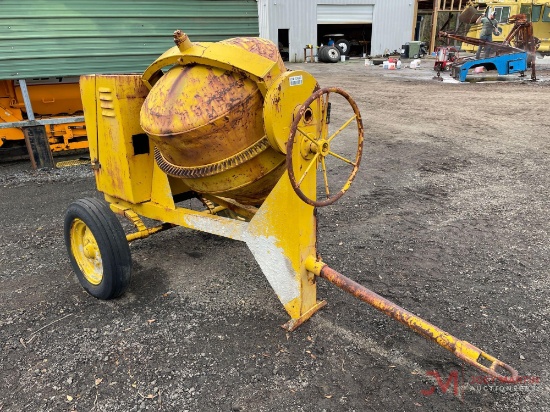 GILSON 6ST-S TOWABLE CONCRETE MIXER