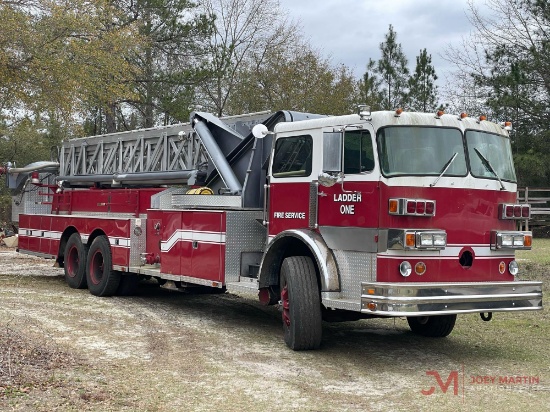 1973 FIRE SERVICE LADDER TRUCK