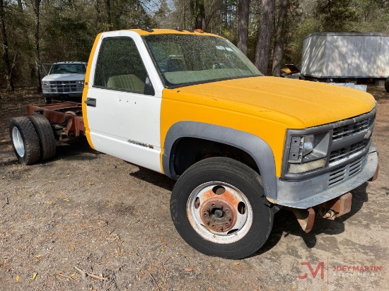 1998 CHEVY 3500 CHEYENNE CAB AND CHASSIS