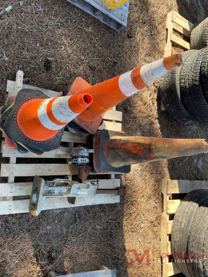 SAFETY CONES, ALTERNATOR, 10 TON JACK, 12IN LIFT