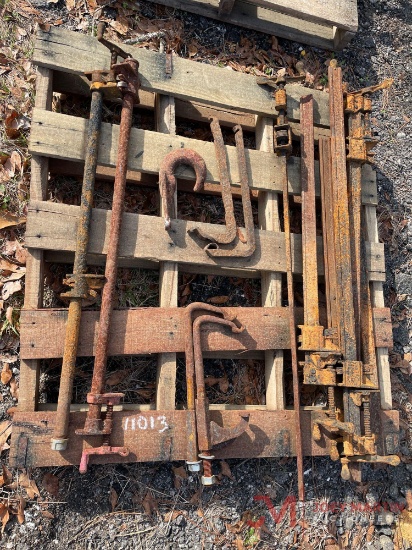PALLET OF VARIOUS CLAMPS