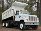 1996 INTERNATIONAL 2574 TANDEM DUMP TRUCK