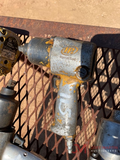 1/2 DRIVE PNEUMATIC IMPACT