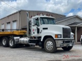 2010 MACK CHU613 PINNACLE DAY CAB TRUCK TRACTOR