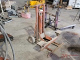 HYDRAULIC TRUCK JACK