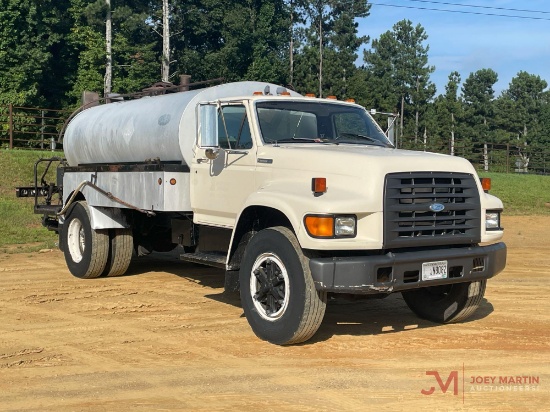 1995 FORD F-SERIES S/A TACK TRUCK