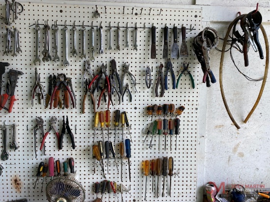CONTENTS OF TOOL BOARD