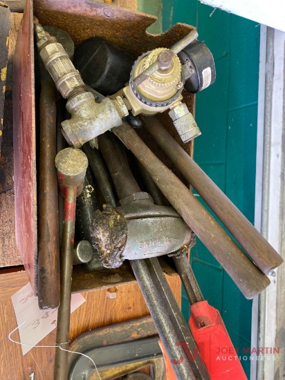 CONTENTS OF BOX